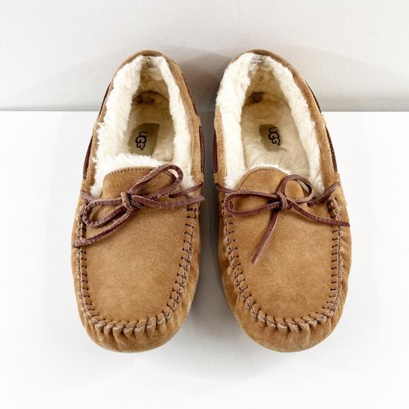 UGG Dakota Moccasin Slipper Shearling Lined Chestnut Brown Suede 8 - Picture 8 of 8